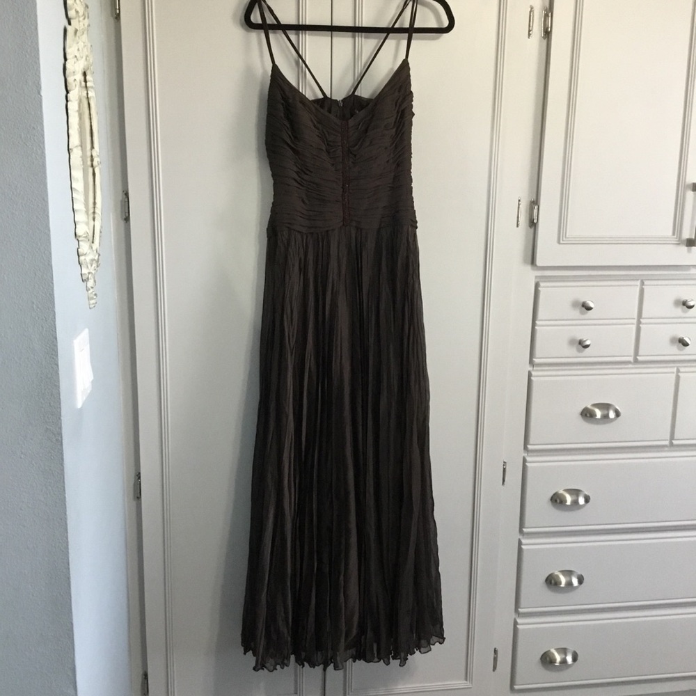 CARMEN MARC VALVO COLLECTION 100% Silk Flowy Pleated Maxi Dress 14
